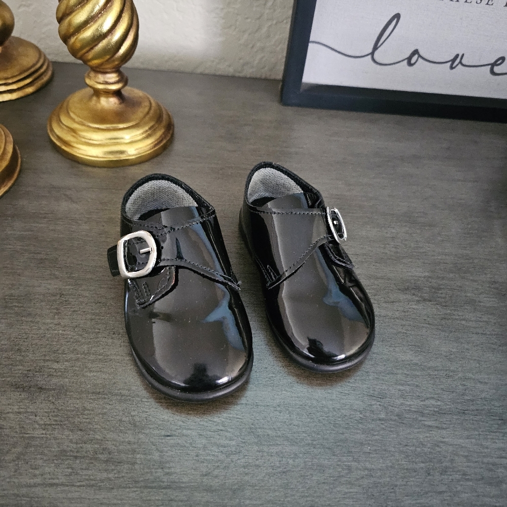 Infant or Toddler Size 5 Fancy Dress Shoes